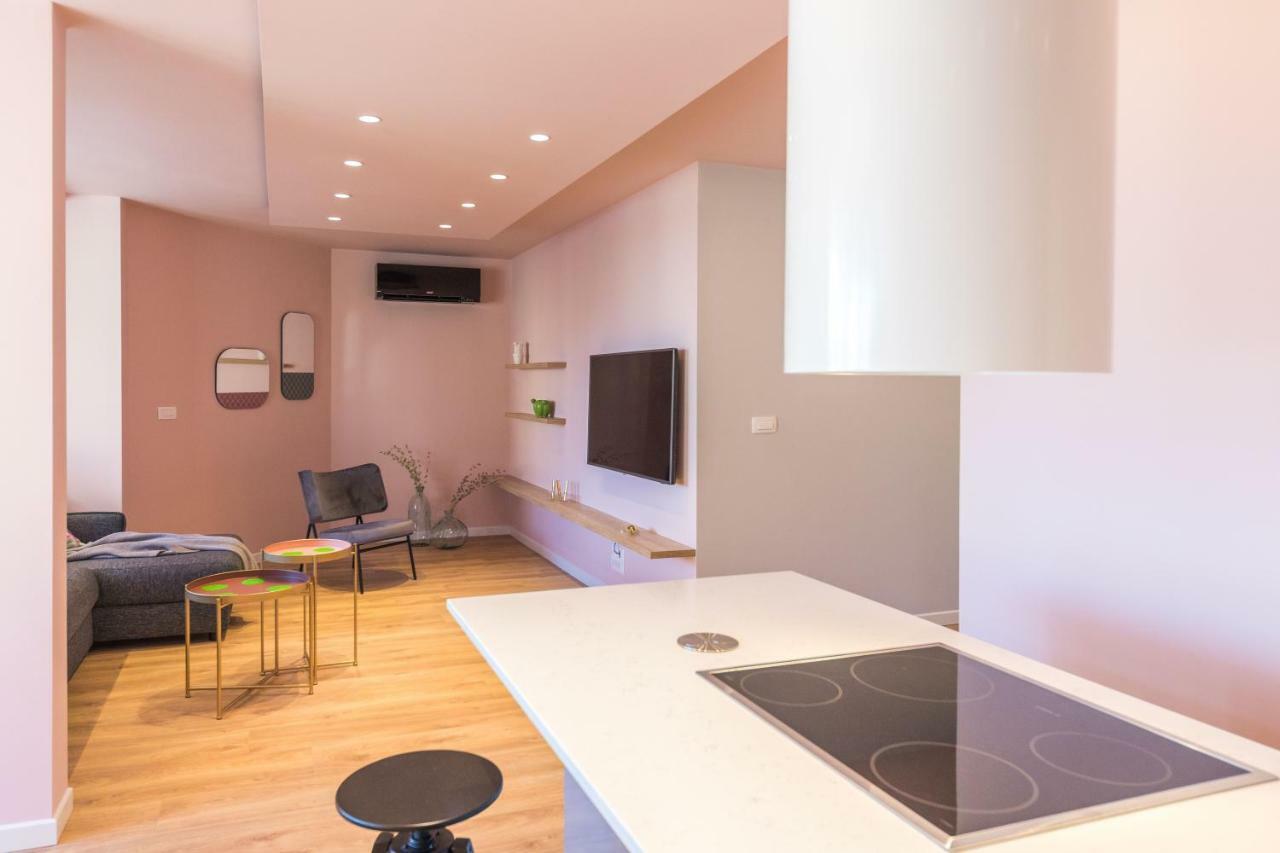 Glow Luxury With Terrace And Jacuzzi Apartmán Split
